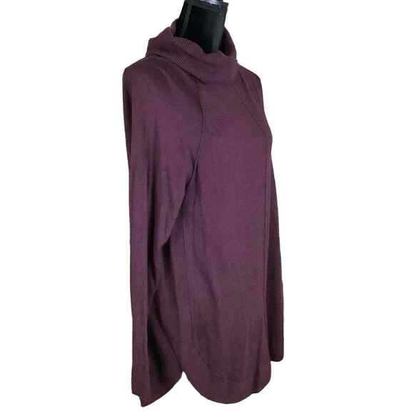Caslon Woman's Small Maroon Turtleneck Tunic Sweater Long Sleeve Curved Hem NWOT - Picture 9 of 15
